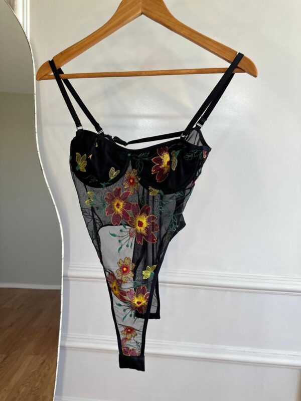 Body Zaira Flor Amarela - Image 5