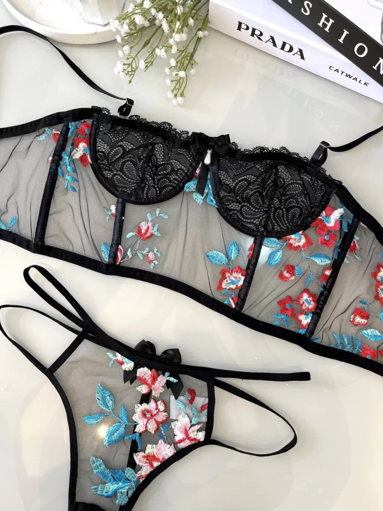Corset Florescente Bordado Azul Turquesa e Vermelho